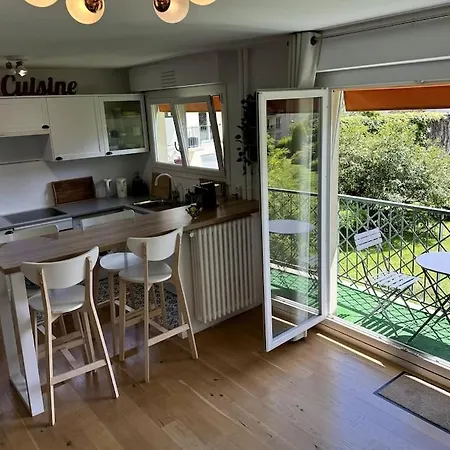 Superbe Appartement Avec Belle Vue Jardin París Exterior foto